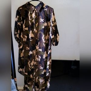 XL SHEER CAMO front & back BUTTON UP knee length BLOUSE.